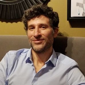 Meet your Posher, Roberto